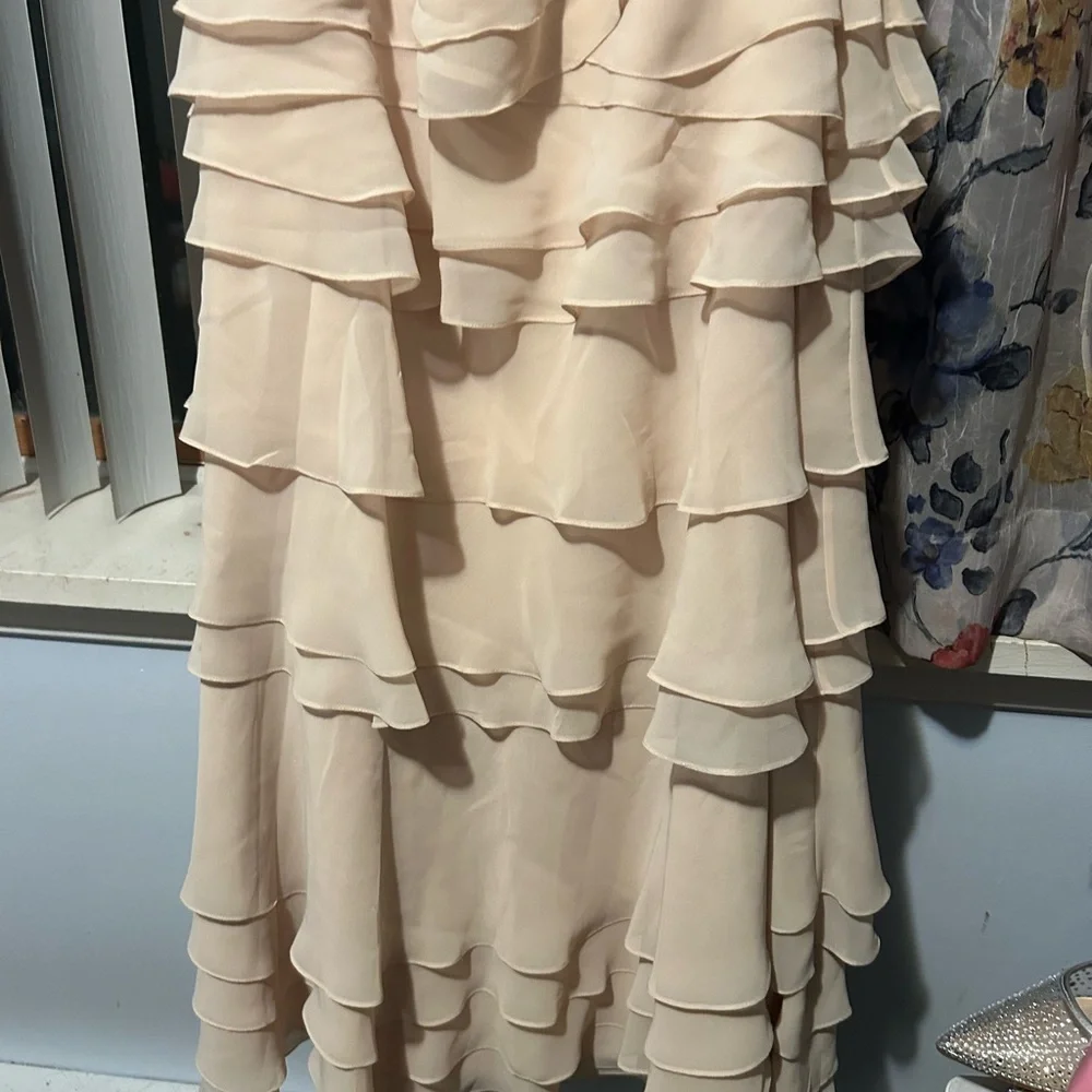 Jovani ruffle tiered formal dress - Picture 3 of 4